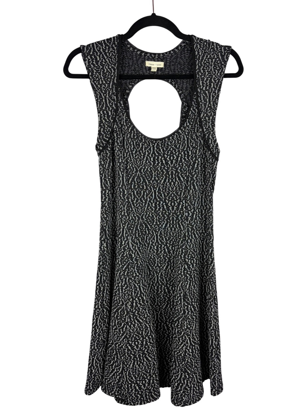 Silence + Noise Black Grey Cutout Back Fit & Flare Dress Medium